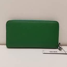 DKNY Green Pebble Leather Clutch Wallet NWT alternative image