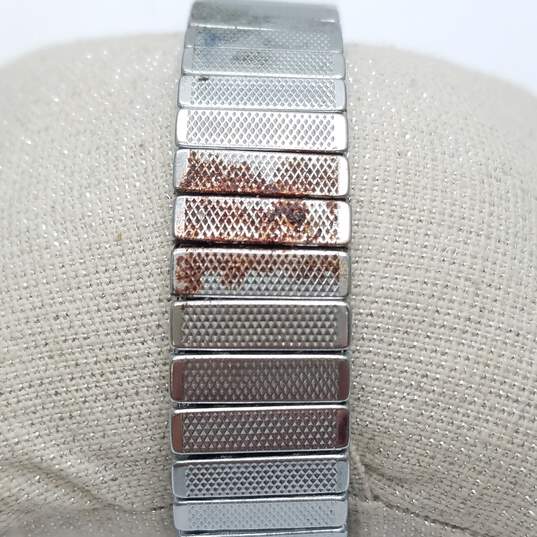 Vintage Timex 35mm Case Men's Stainless Steel Quartz Watch image number 5