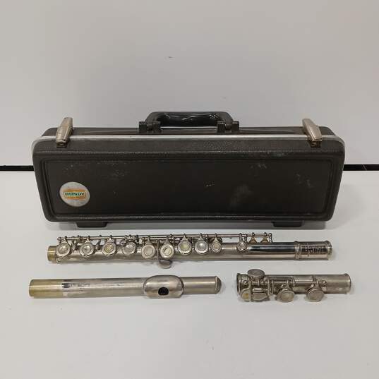 Bundy Flute W/Case image number 1