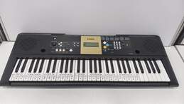 Yamaha YPT-220 61-Key Digital Keyboard