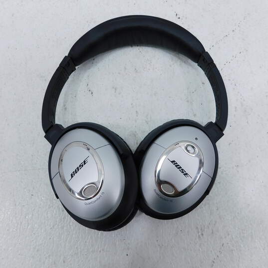 Bose Quiet Comfort 15 Black and Silver Wired Noise Cancelling Headphones image number 3