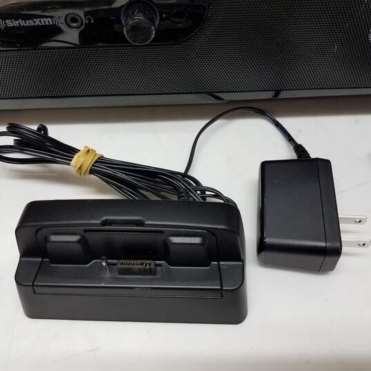 SiriusXM SXSD2 Portable Speaker Dock Remote Antenna Receiver - Untested image number 8