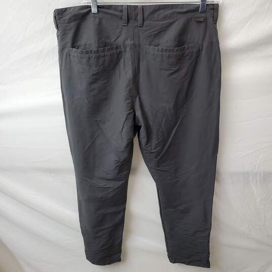 Men's The North Face Grey Lightweight Pants Size 38 with Mesh Pockets image number 6