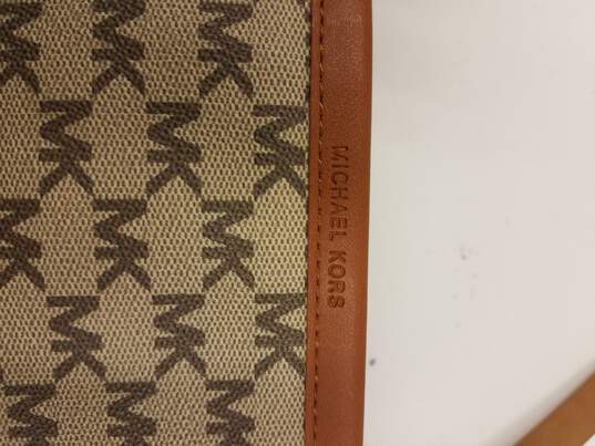 Michael Kors Logo Brown Leather Handbag image number 2