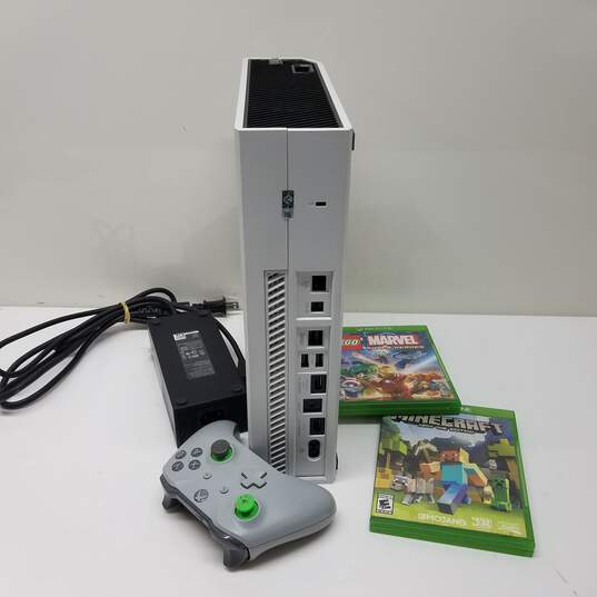 Microsoft Xbox One Console Model 1540 Storage 500GB image number 2