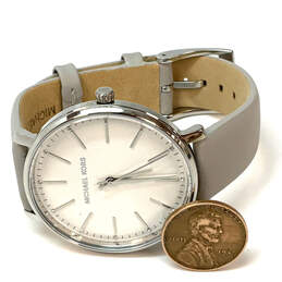 Designer Michael Kors MK2797 Silver-Tone Round White Dial Analog Wristwatch alternative image