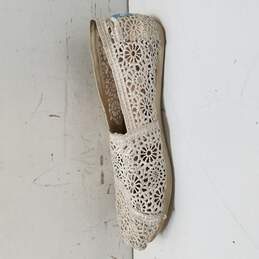 TOMS Alpargata White Knit Crochet Slip On Flats Shoes Women's Size 6 alternative image