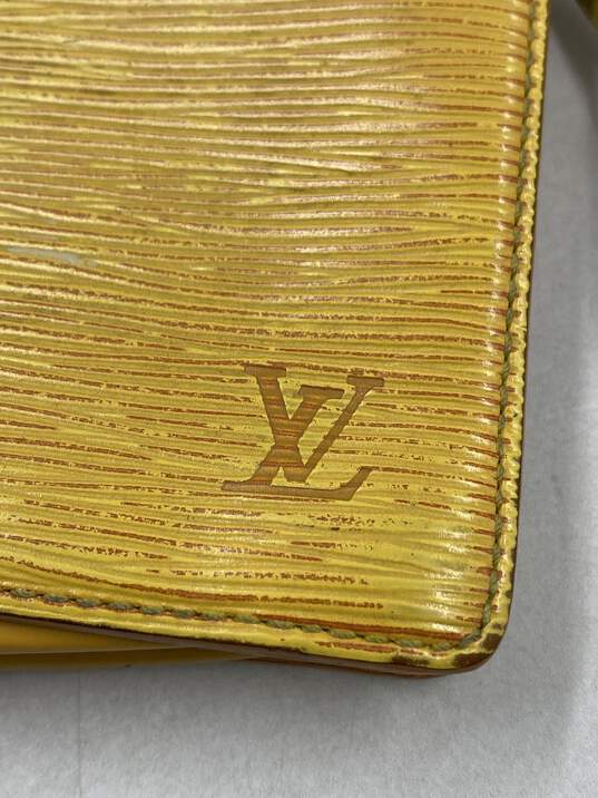 Louis Vuitton Yellow Wallet - Size One Size image number 6