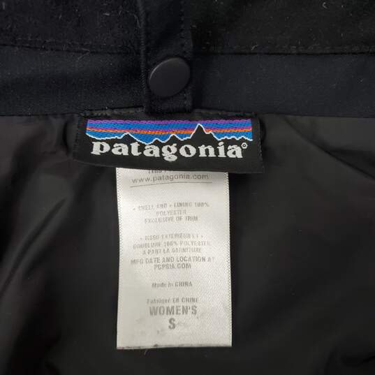 Patagonia WM's Black Polyester Nylon Blend Long Hooded Jacket Size SM image number 3