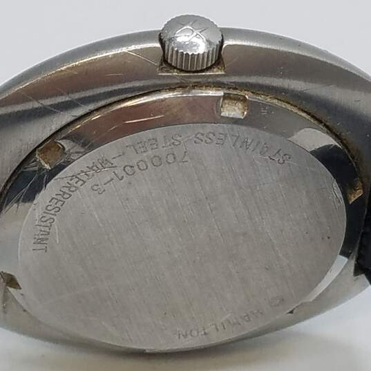 Hamilton T00001-3 40mm Vintage Circa 1970's Quartz Date Watch 56.0g image number 8