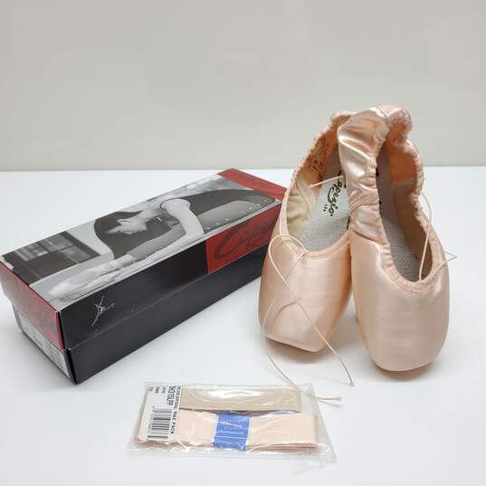 Capezio Glisse Pro ES Ballet Dance Pointe Shoes Size 8M #117 W/ BOX image number 1