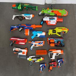 Lot Of 16 Nerf Blasters