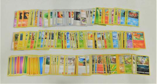 Pokemon TCG Lot of 200+ Cards w/ Holofoils and Rares image number 2