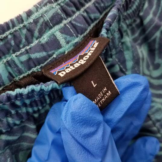 Patagonia Blue Wave Patterned Shorts Size L image number 3