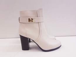 Michael Kors Perry Ankle Boots Cream 9 alternative image