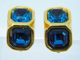 Vintage DS Co Daniel Swarovski Blue Crystal Gold Tone Clip-On Earrings 12.4g alternative image