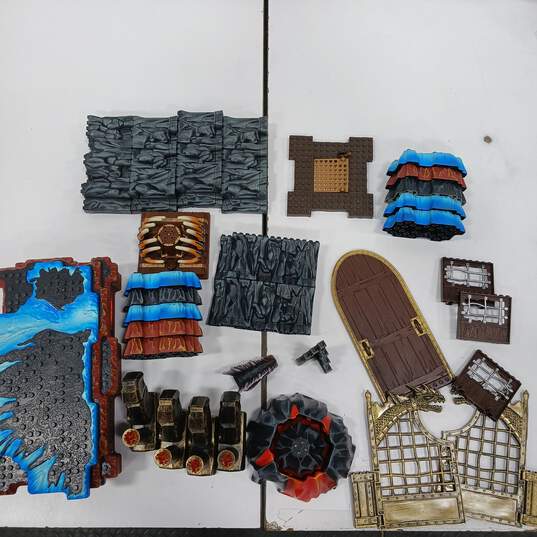 Bundle of 3 Mega Bloks Krystal Wars Sets w/ Accessories image number 4
