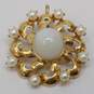 Vintage 14K Gold White Cats Eye Cabochon & Pearls Scalloped Circle Pendant Brooch 12.8g image number 1