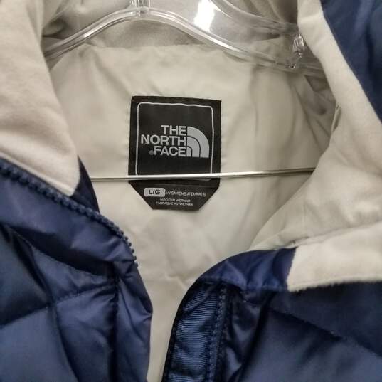 The North Face Navy Blue Down Jacket Size Large image number 2