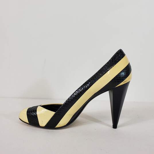 Vince Camuto Multi Stripe Leather Pump Heels Shoes Size 7.5 B image number 2