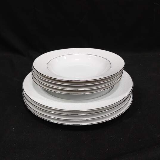 8pc Style House Fine China Brocade Pattern Dinner Plates & Salad Bowls image number 1