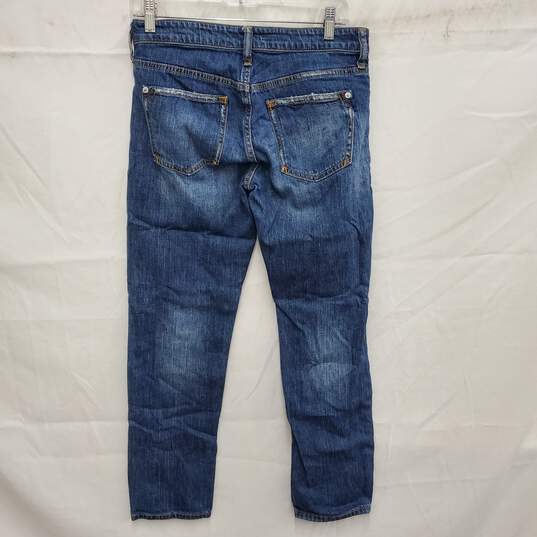 Pilcro WM's Distressed Slim Boyfriend Crop Blue Denim Jeans Size 26 x 26 image number 2