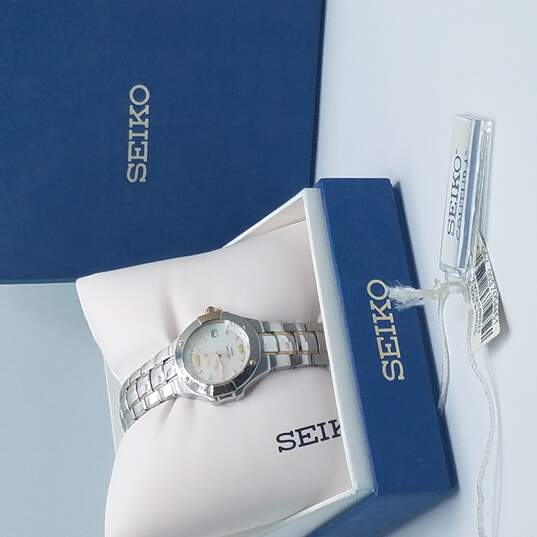 Buy the Seiko Coutura 7N82-OCA0 MOP Two Toned Sapphire Watch | GoodwillFinds