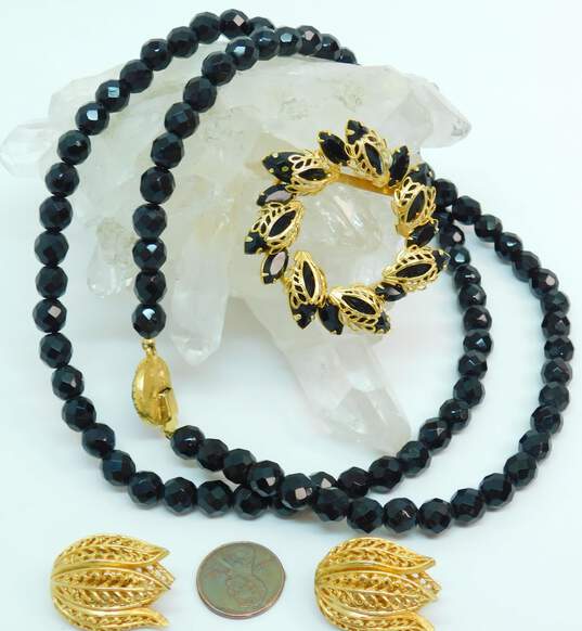 Vintage Gold Tone Black Crystal Rhinestone Floral Jewelry 95.0g image number 5