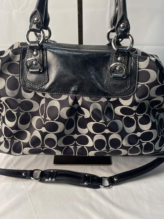 Certified Authentic Coach Black/Gray Hand Bag image number 1