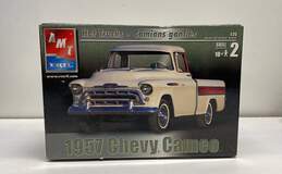 Amt Ertl 1957 Chevy Cameo 1:25 Model Kit