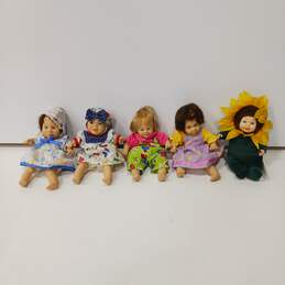 Bundle of Five Assorted Gi-Go Dolls