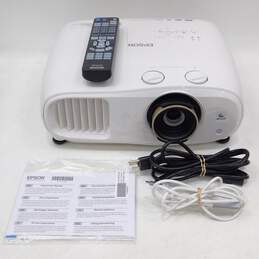 Epson Home Cinema 3800 4K PRO UHD 3 Chip HDR Projector IOB w/ Remote & Manual