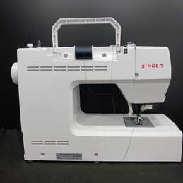 Singer Precision Digital Sewing Machine With Case alternative image