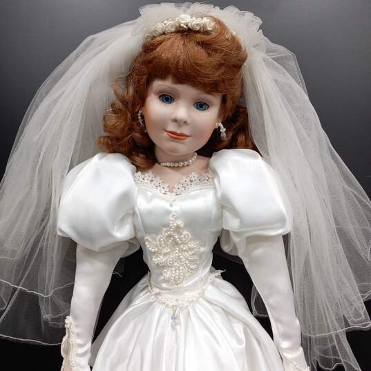 Erika Porcelain Bride Doll In Box 62/750 image number 3