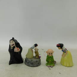 Disney Snow White Dopey First Kiss & Old Hag Salt & Pepper Shakers w/ Music Box Figurine