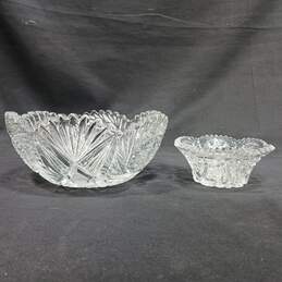 Pair of 2 Crystal Glass Bowls