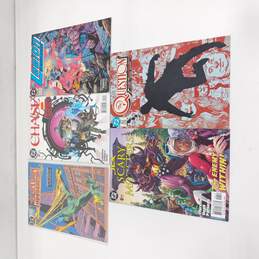 Bundle of 15 Assorted DC Comic Books alternative image