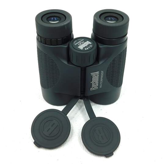 Bushnell Brand H2O Model 10x42 Waterproof Binoculars w/ Soft Case image number 2