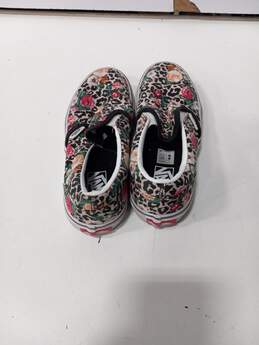 Vans Girls Canvas Classic Slip On Shoes Size 1.5 alternative image