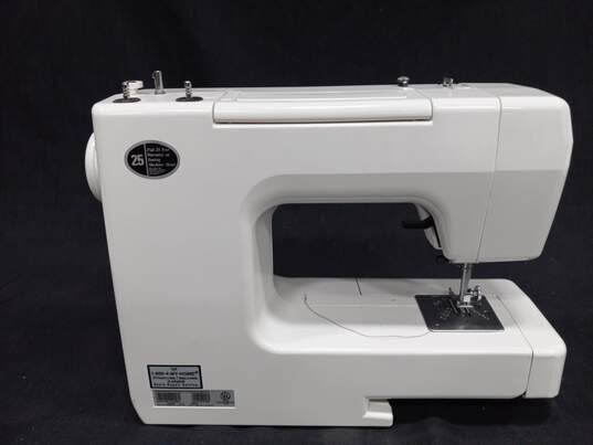 Sear Kenmore Sewing Electric Machine Model 385.12102990 image number 5