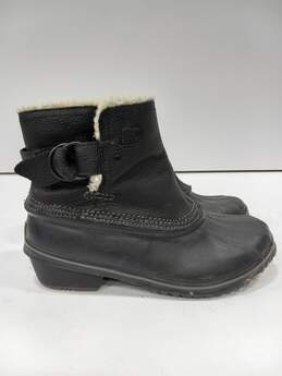 Sorel Women's Black Rubber and Leather Boots Size 8.5