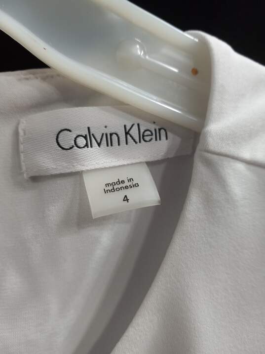 Women’s Calvin Klein Sleeveless Pleat Neck Top Sz 4 image number 3