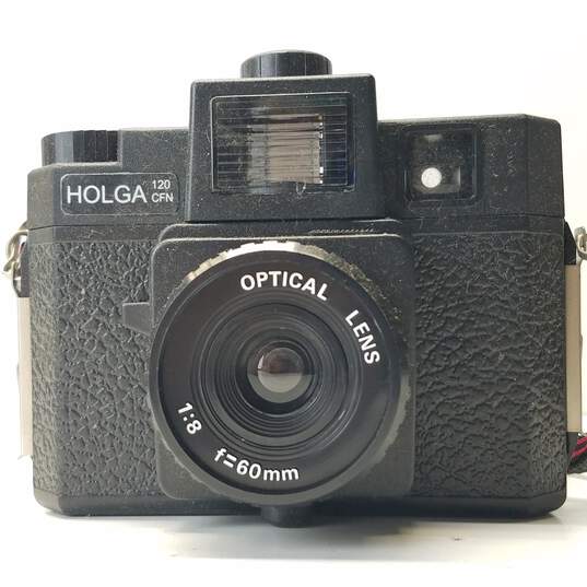 Lomography Holga 120 CFN Film Camera Starter Kit image number 4
