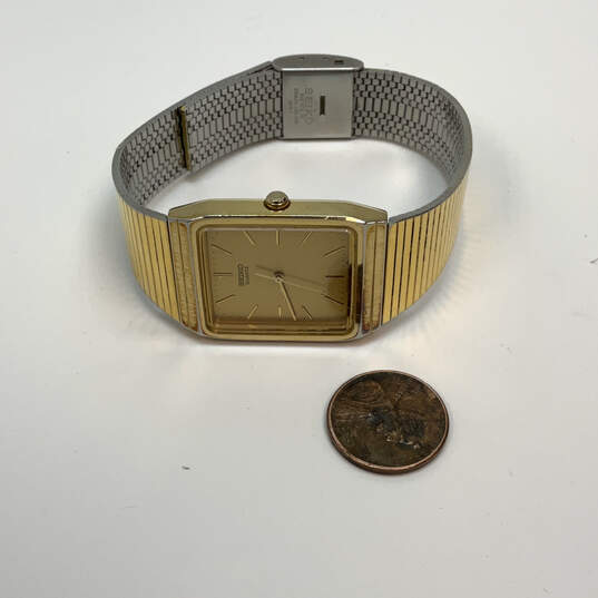 Designer Seiko 6531-5060 Gold-Tone Rectangle Shaped Analog Wristwatch image number 4
