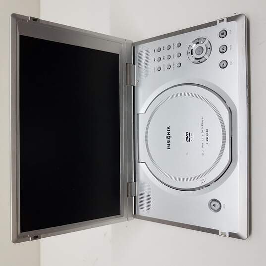 Insignia I-PD1020 Portable DVD Player image number 2
