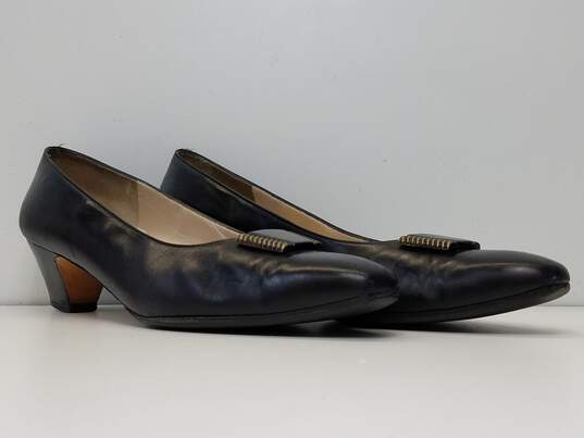 Buy the Salvatore Ferragamo Heels Black (AUTHENTICATED) | GoodwillFinds