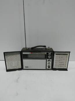 World Monitor Portable Radio Receiver