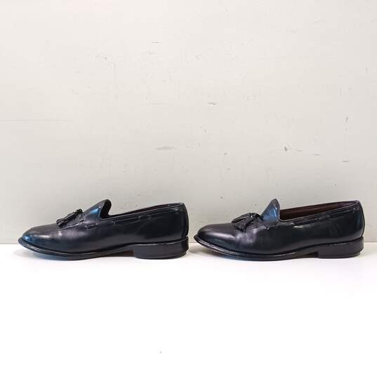 Men's Black Loafers Size 8.5 image number 3