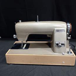 Vintage Kenmore Beige Sewing Machine Model 49 *For Parts & Repair* alternative image