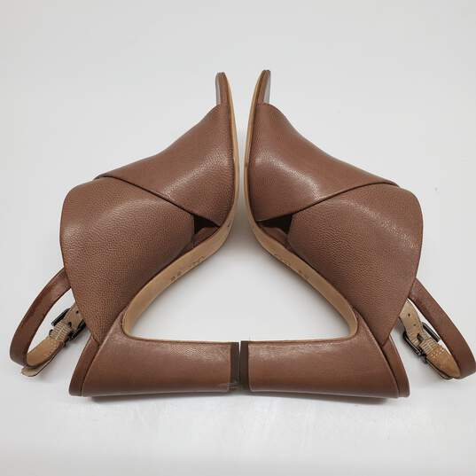 Via Spiga Women's Leather Pump Heels Size 5.5M image number 3